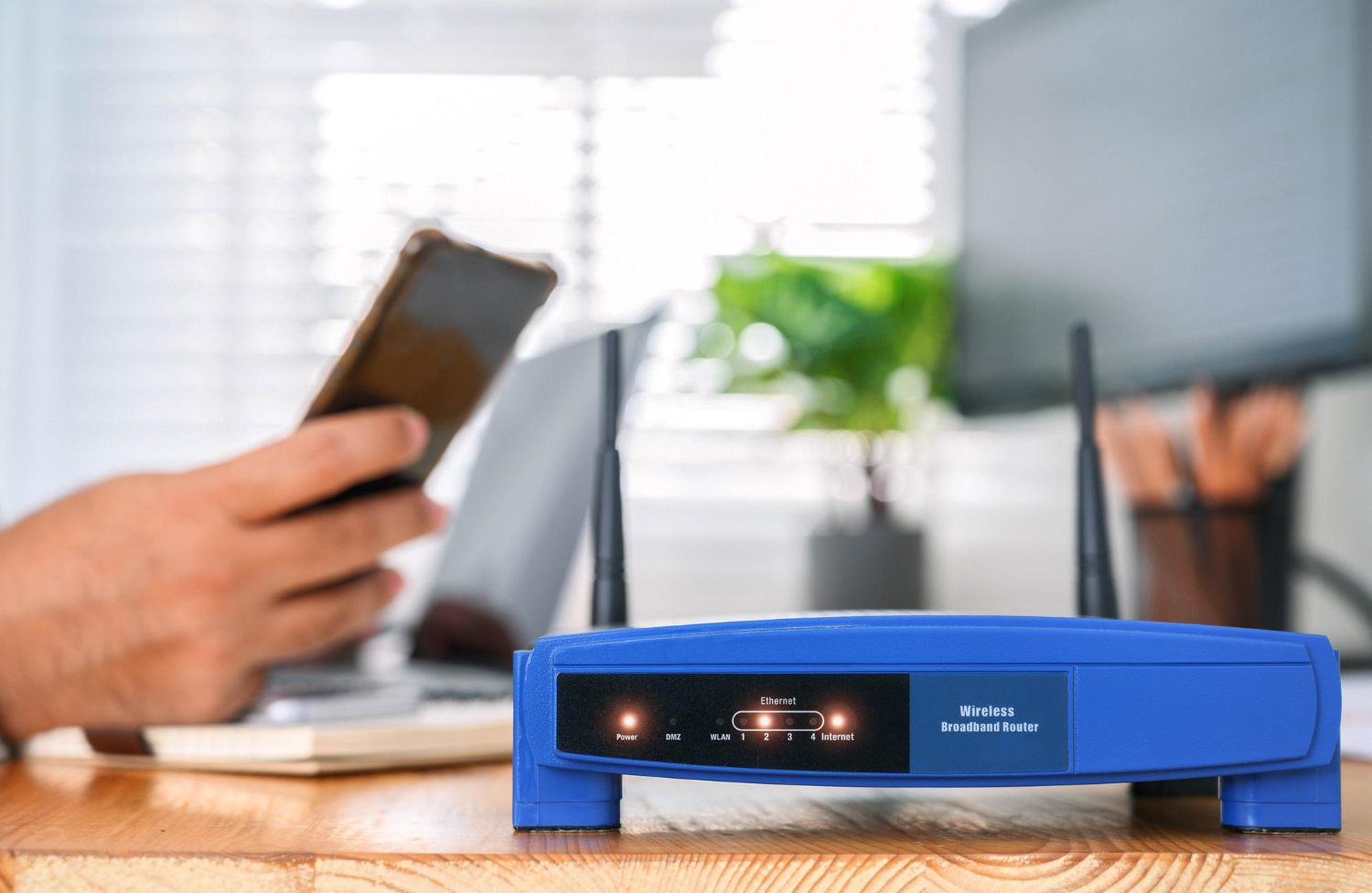 Trucos para mejorar la cobertura ahora mismo: activa las llamadas Wi-Fi, da prioridad a 5/6 GHz en casa y desvía las llamadas a través del router cuando la señal sea débil.